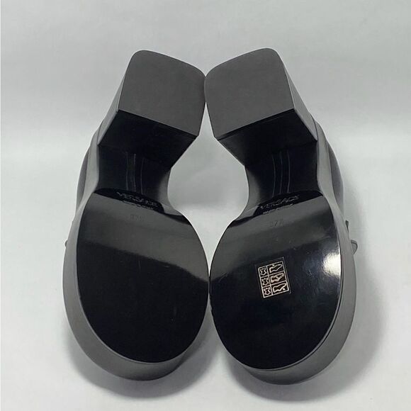 Versace Logo Leather Platform Pumps size 37.5 - Picture 12 of 13